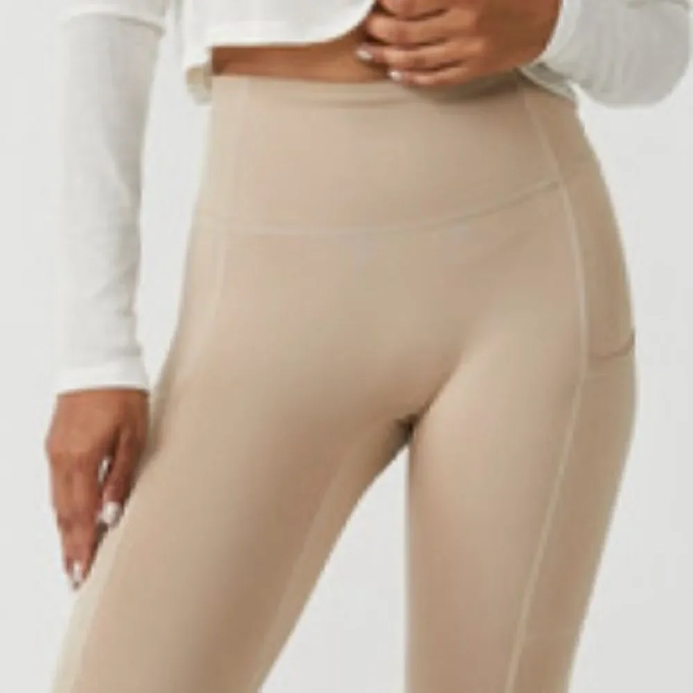 NWOT Free People Out of your League Clay Leggings Ruched High Rise Pockets S Gym